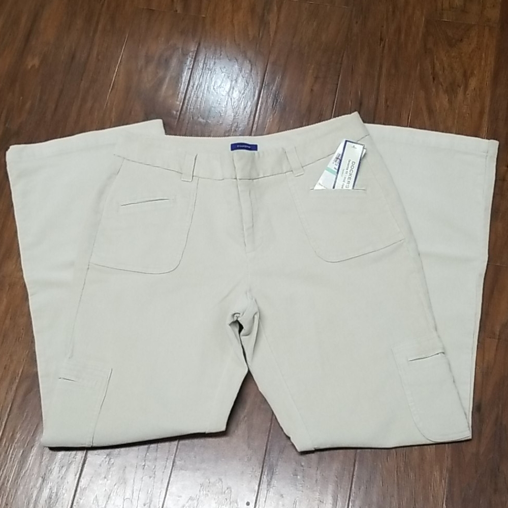 NWT Dockers Corduroy Favorite Fit Pants Bootcut Womens Size 8 - Picture 2 of 10